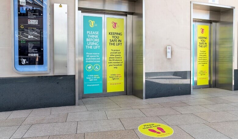 Lift door vinyl